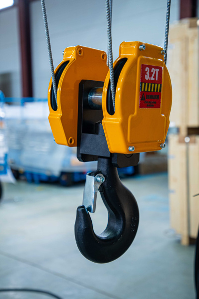 Таль передвижная двухскоростная с уменьшенной строительной высотой  3,2т  6м 4/1 380В электрическая канатная TOR SHA8 2D