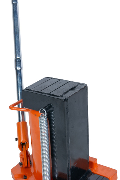 Домкрат гидравлический с лапой 30/15 т, подхват 340/35 мм, ход 145 мм TOR MHC-15