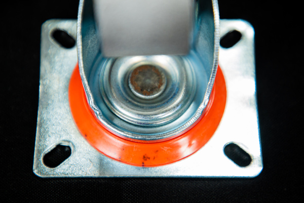 Колесо поворотное чугунное EM01 VKV 100 100 мм термостойкое