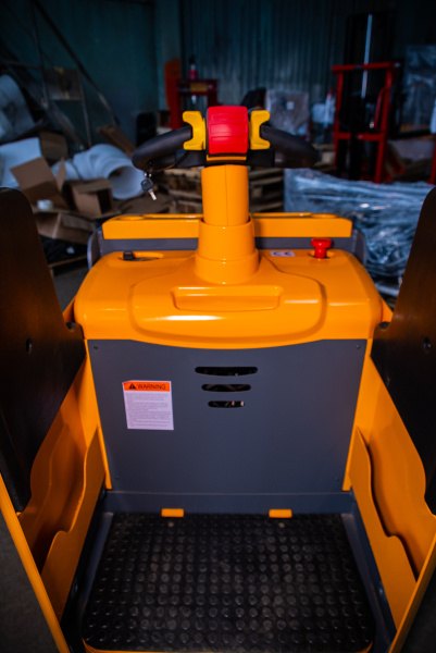 Тележка электрическая 2000 кг 1150 мм XILIN CBD20L с закрытой платформой 24/280 В/Ач