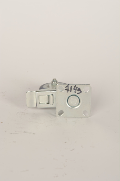 Колесо аппаратное поворотное SCvb 25 50 мм с тормозом (синяя резина)