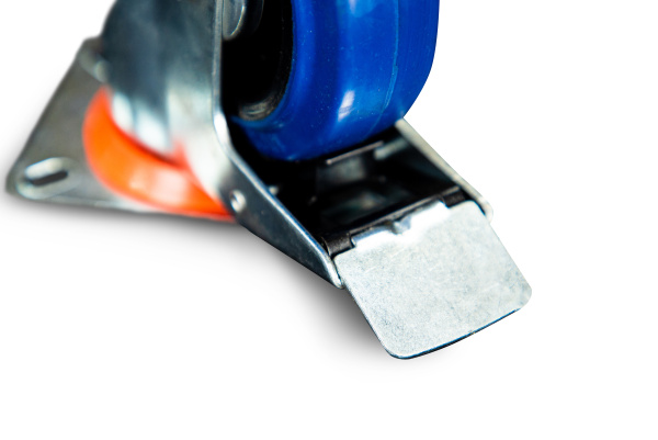 Колесо поворотное резина SRCLb 42 100 мм с тормозом (N)