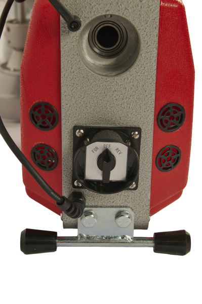 Машина для прочистки канализационных труб секционная 20-150 мм 570 Вт TOR TD-150