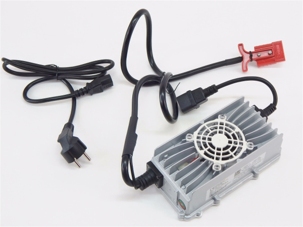 Зарядное устройство 12V/15A для CDDB-E (12V/15A CHARGER(built-out) 35206000001)