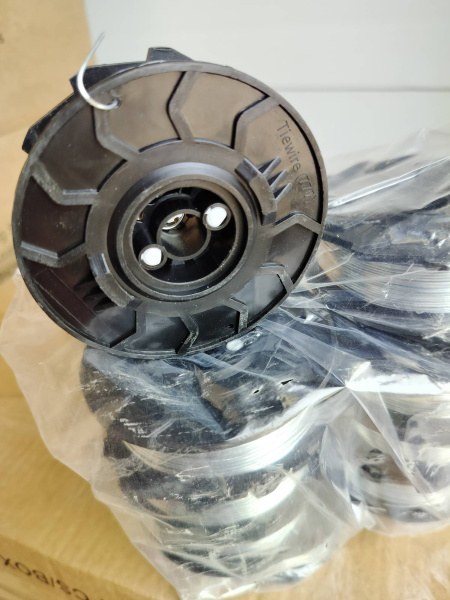 Проволока вязальная на катушке, гальванизированная, 50 шт. BM-0.8G