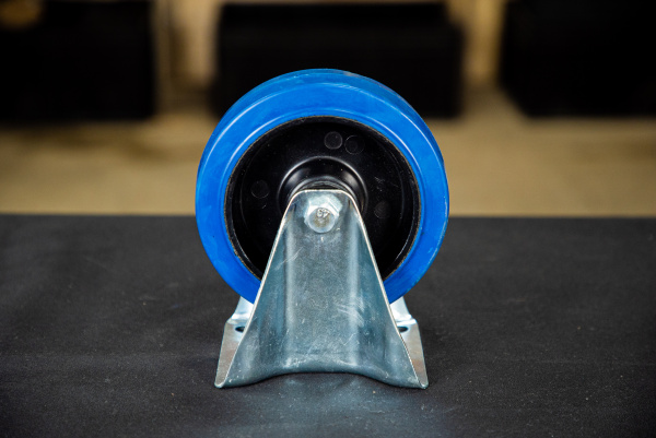 Колесо неповоротное резина FRCL 63 160 мм (F)