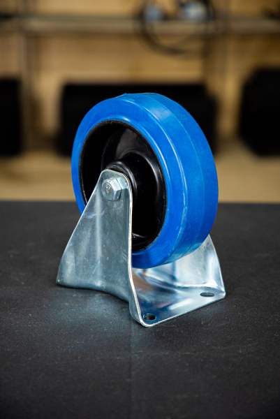 Колесо неповоротное резина FRCL 63 160 мм (F)