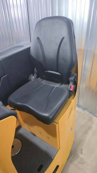 Тележка электрическая 2000 кг 1150 мм XILIN CBD20Z с кабиной 24/320 В/Ач
