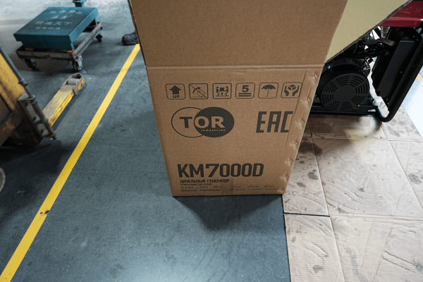 Генератор дизельный 7,0 кВт 220В с электростартером и колесами TOR KM7000D